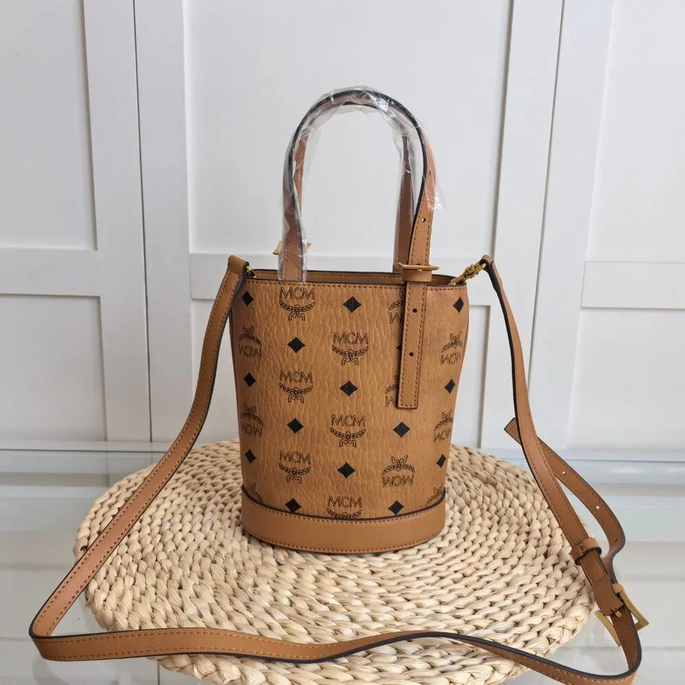 MCM AREN Mini Tote Bag Crossbody Bag Bucket Bag Women's Bag - Picture 3 of 8